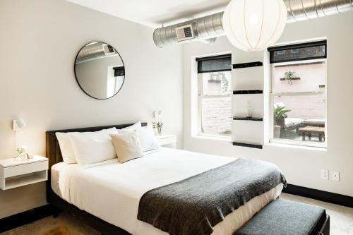 Lux Parkside 1BR Patio Sun Deck Free Parking — 4-Star Luxury Hotel in Cincinnati, United States