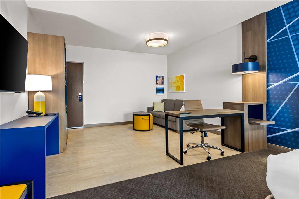 Comfort Inn & Suites at Sanford Sports Complex - photo 36