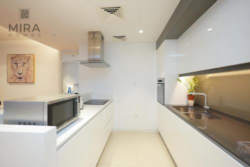 Mira Holiday Homes Fully furnished 1 bedroom in Bluewater — 4-Star Luxury Hotel in Dubai, United Arab Emirates