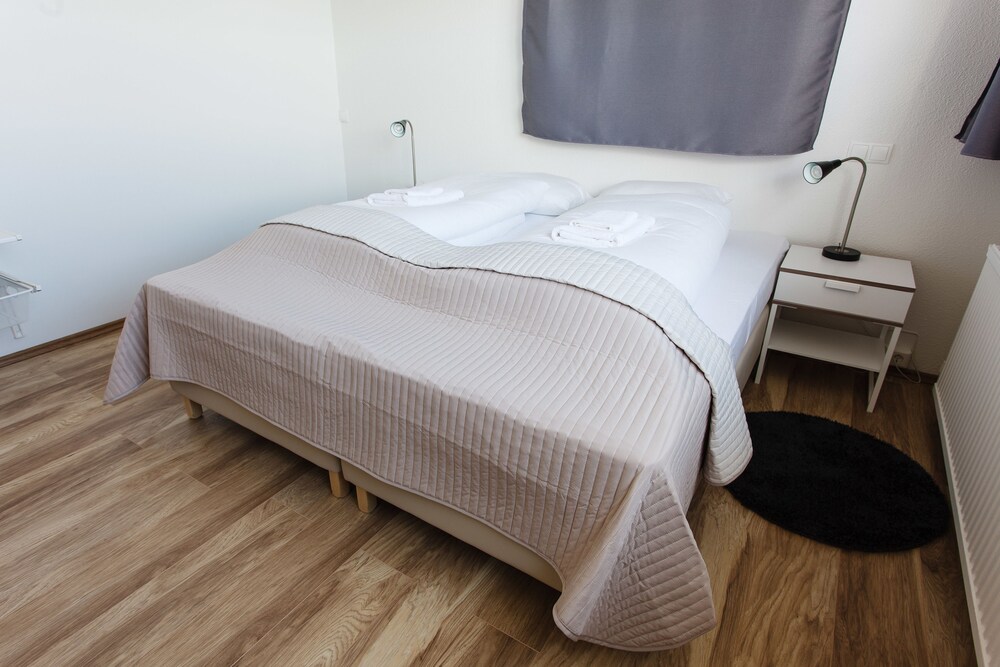 Route 1 Guesthouse