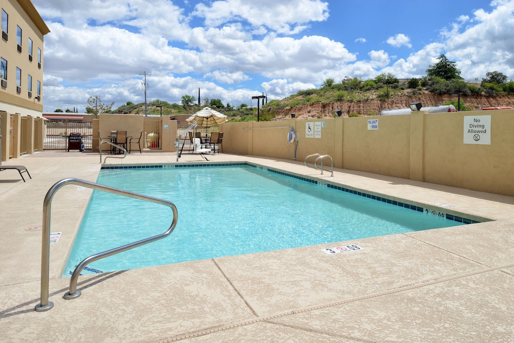 Holiday Inn Express & Suites Globe by IHG - photo 22