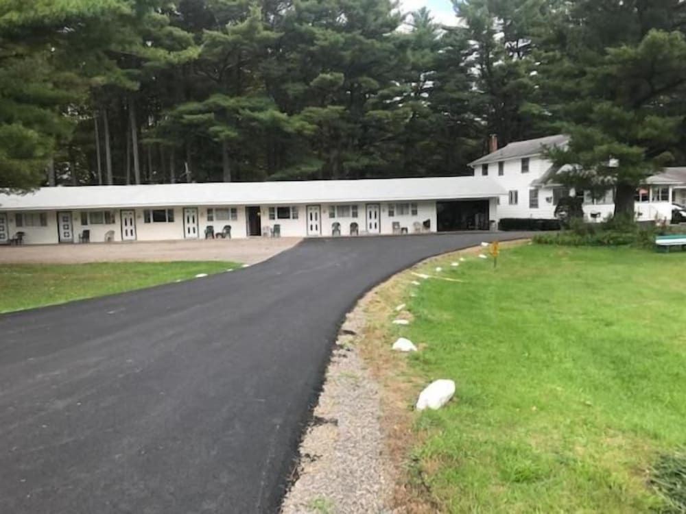 Catskill Motor Court Motel - photo 50