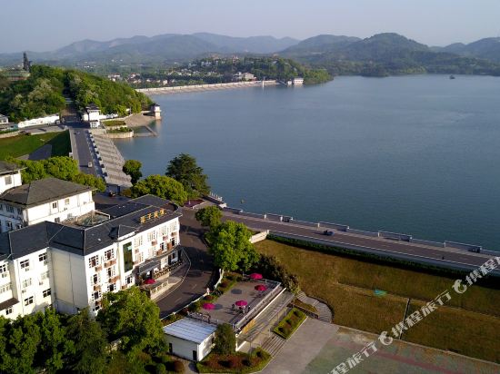 Fuzi Hotel — hotel in Liyang