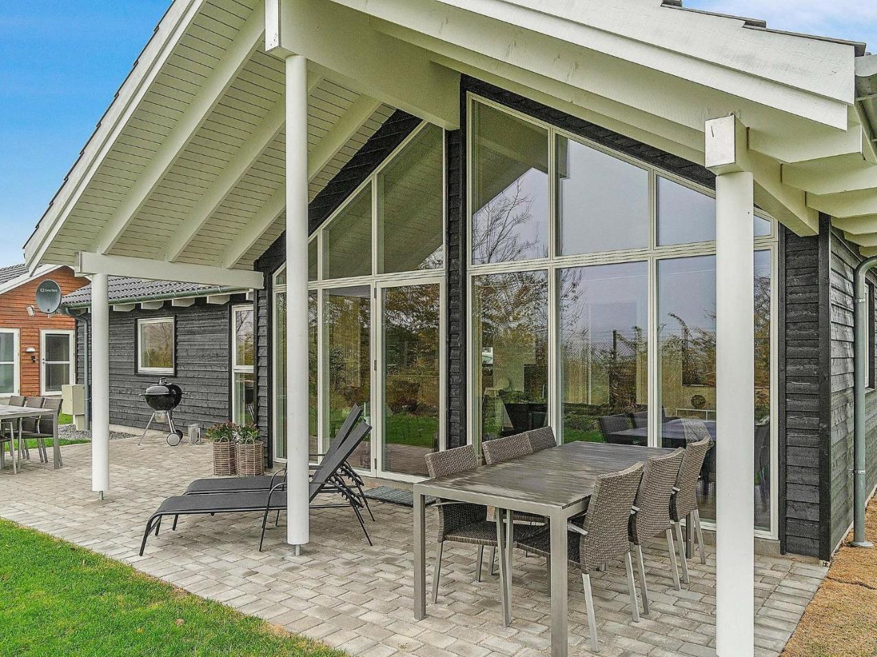 10 person holiday home in Hasselberg — 4-Star Luxury Hotel in Kappeln, Germany