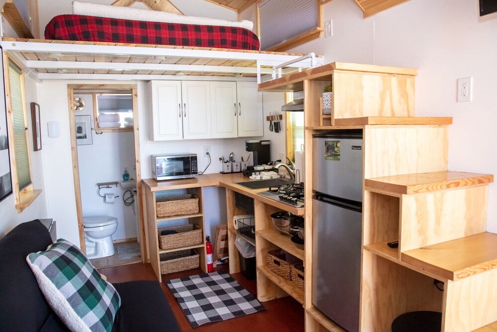 Trail and Hitch Tiny Home Hotel and RV - photo 55