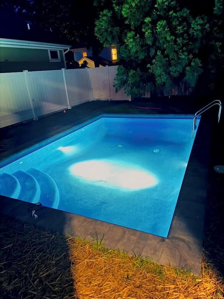 Hickman Street 102 in Rehoboth Beach, United States