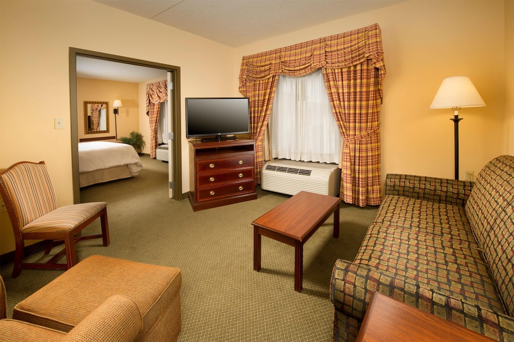 Hampton Inn & Suites Stillwater - photo 39