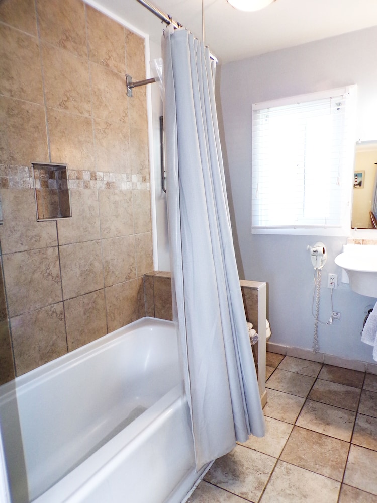 Shoreline Cottages - photo 39