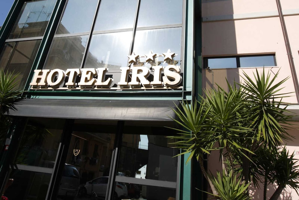 Hotel Iris - carbon neutral hotel in Genoa