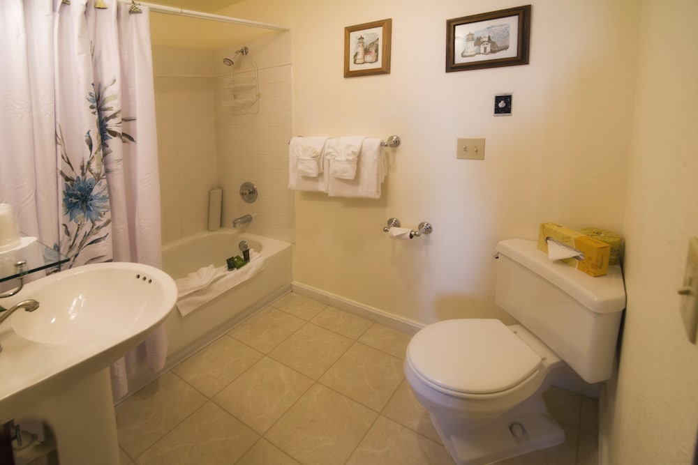Gilbert Inn Seaside - photo 53