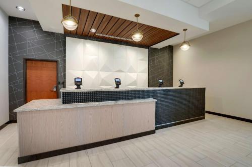 Drury Plaza Hotel Cincinnati Florence - photo 5