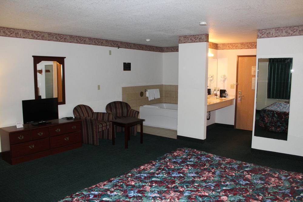 Cumberland Inn & Suites - photo 7