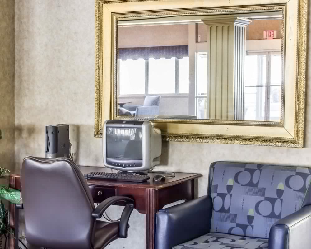 Dayspring Extended Stay - photo 21