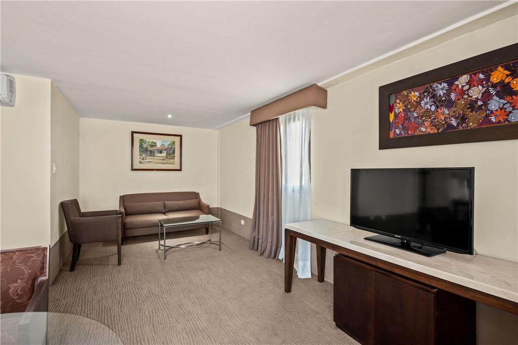 Governor Suite