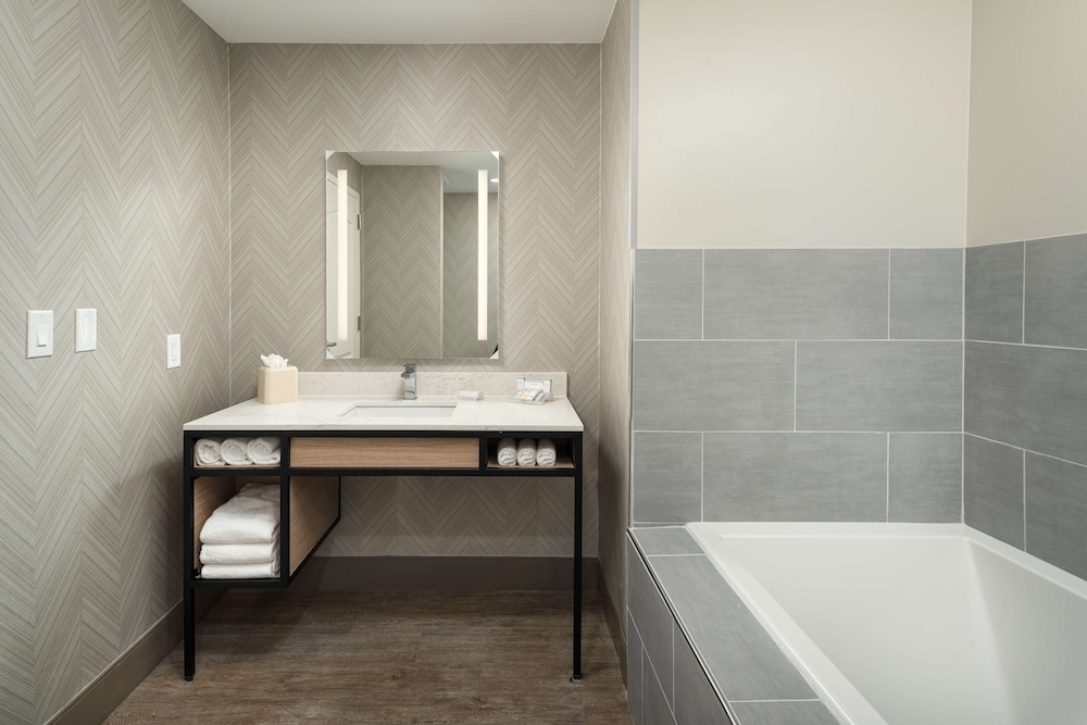 Hilton Garden Inn Chattanooga Hamilton Place - photo 20
