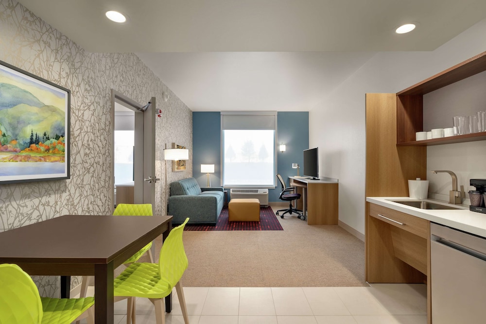 Home2 Suites by Hilton Martinsburg WV - photo 16