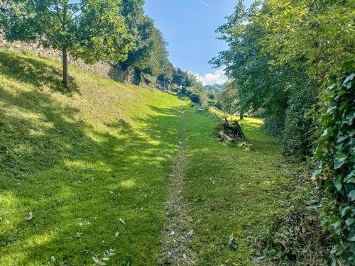 Yew Tree Cottage — 4-Star Luxury Hotel in Chesterfield, United Kingdom