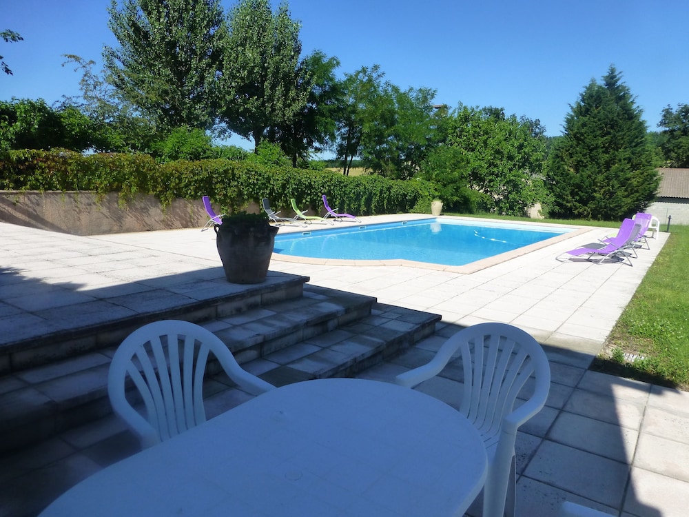 Ferme Auberge des Trouilles — hotel in Lafrancaise
