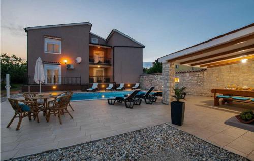 Villa Lara — 4-Star Luxury Hotel in Marcana, Croatia