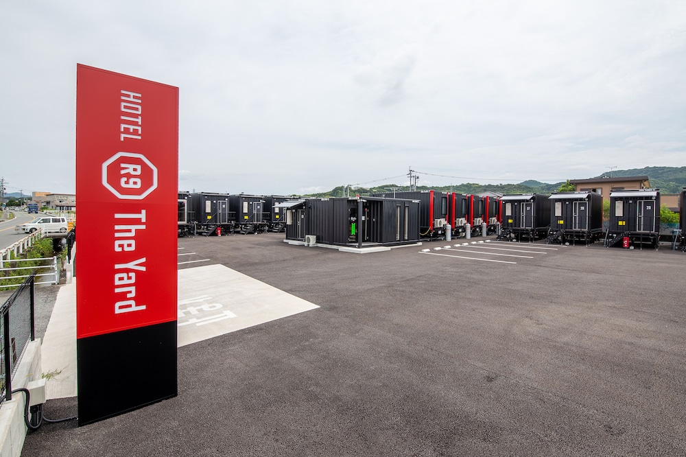 Hotel R9 The Yard Uki — hotel in Uki