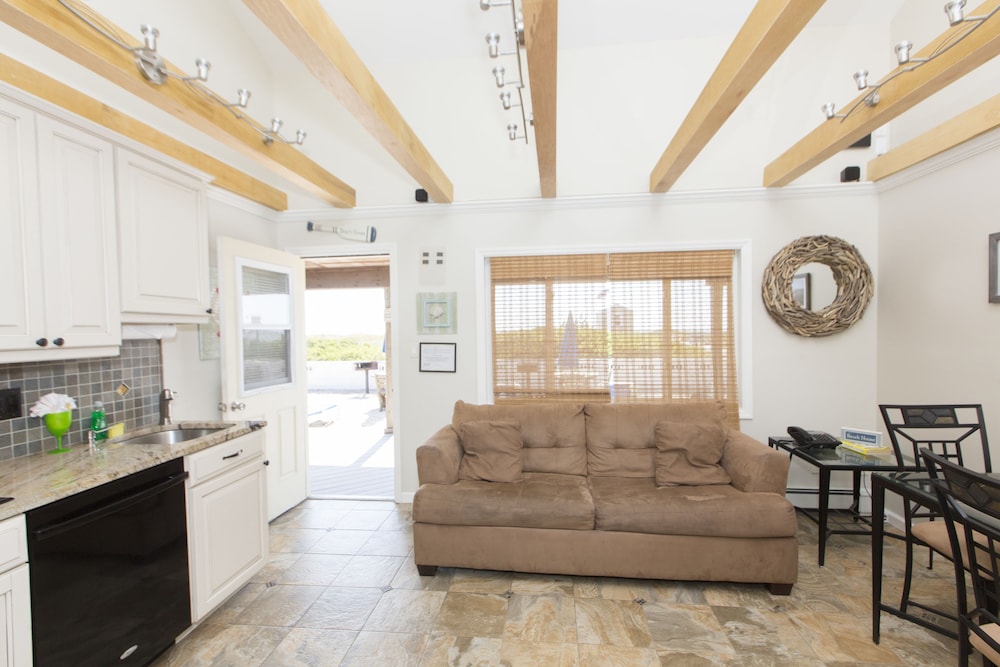 Driftwood Resort - photo 168