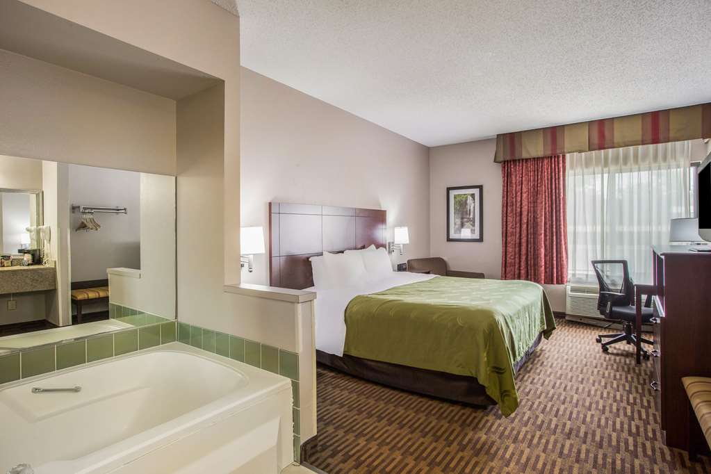 Quality Inn & Suites Lawrence University Area - photo 29