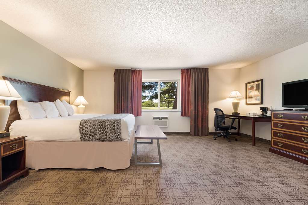 SureStay Hotel by Best Western Thomson - photo 3