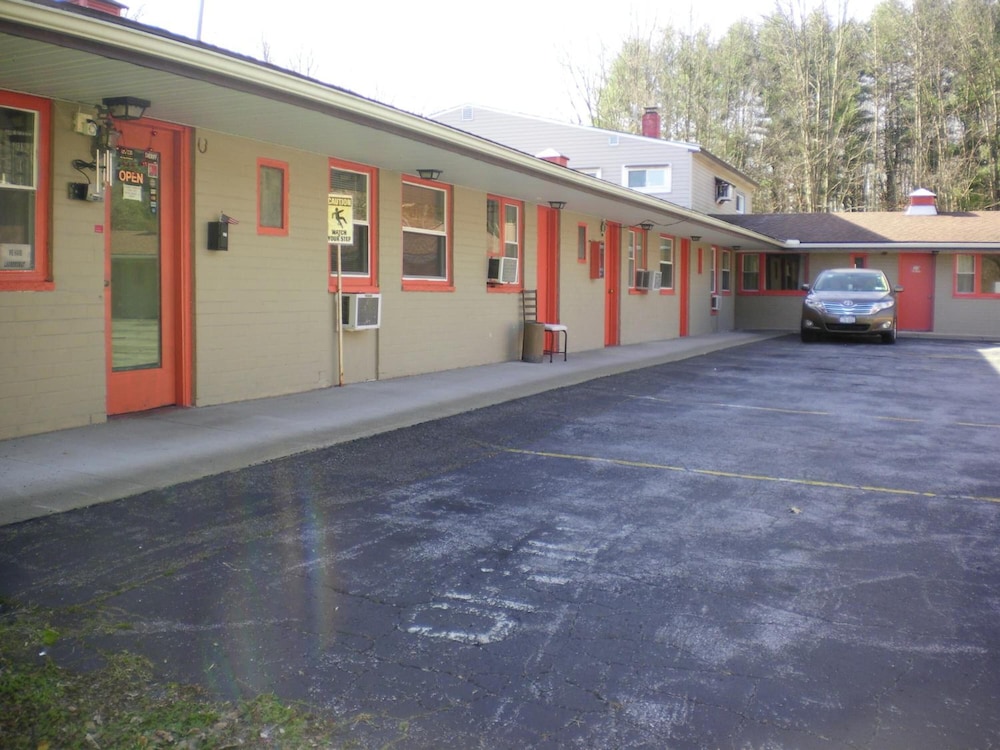 The Rome Motel in Rome, United States