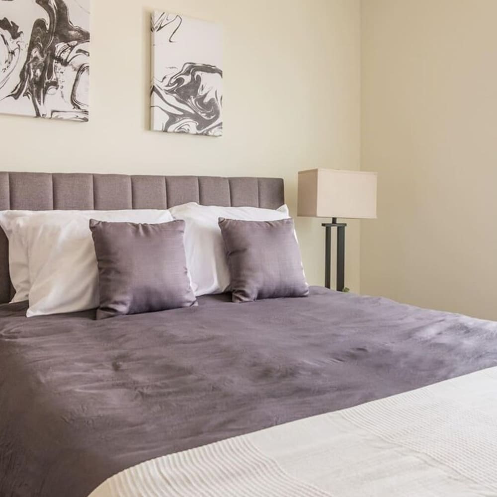 Stunning Nulu 1BR Cozysuites 03 - photo 7