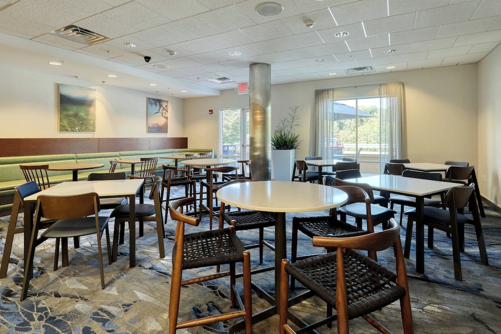 Fairfield Inn & Suites by Marriott Harrisburg West - photo 31