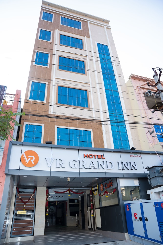 Hotel VR Grand In - carbon neutral hotel in Nellore