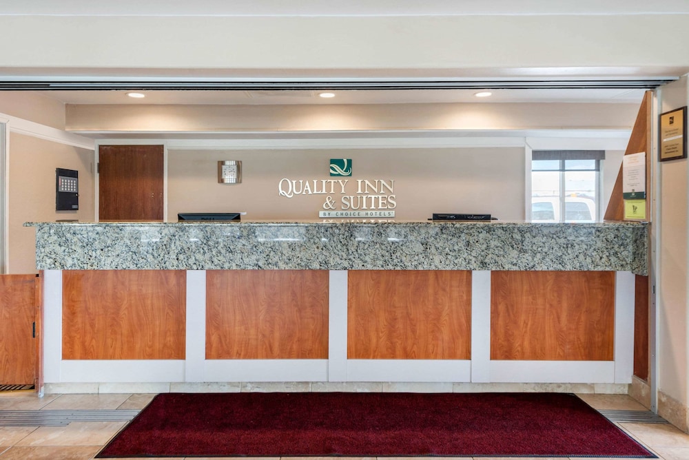 Quality Inn & Suites Limon - photo 3