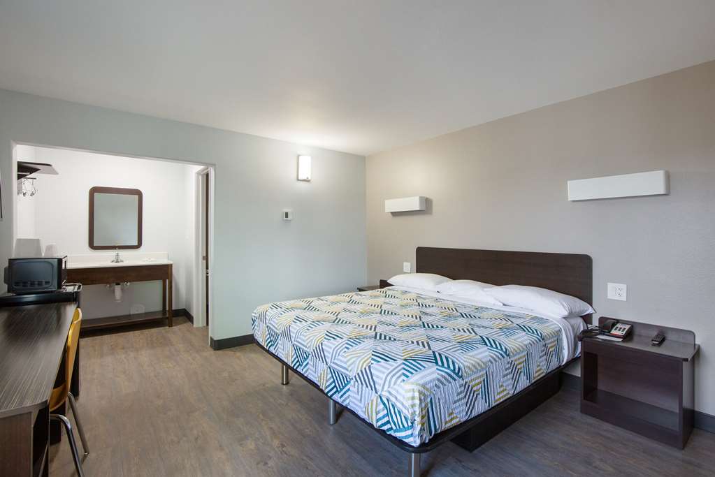 Motel 6 Show Low AZ - photo 4