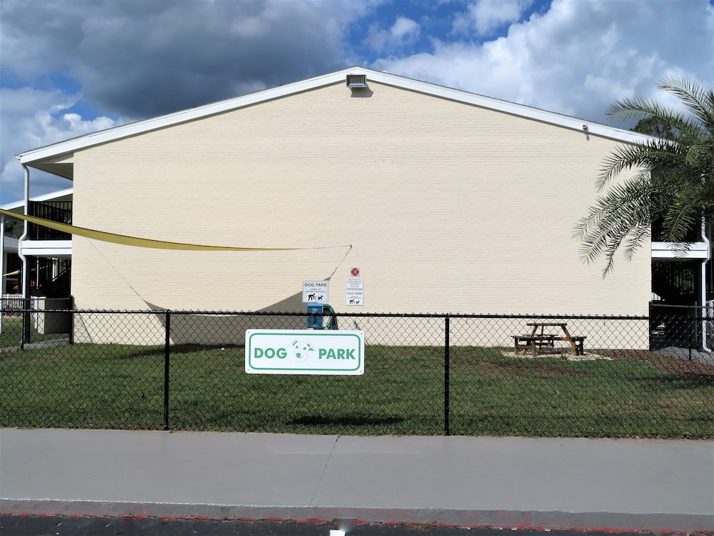 The Smart Stay Inn - photo 45