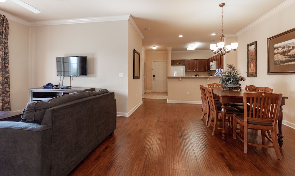 8000tw Unit 4406 Tuscana Resort 2 Bedroom Condo by RedAwning - photo 9