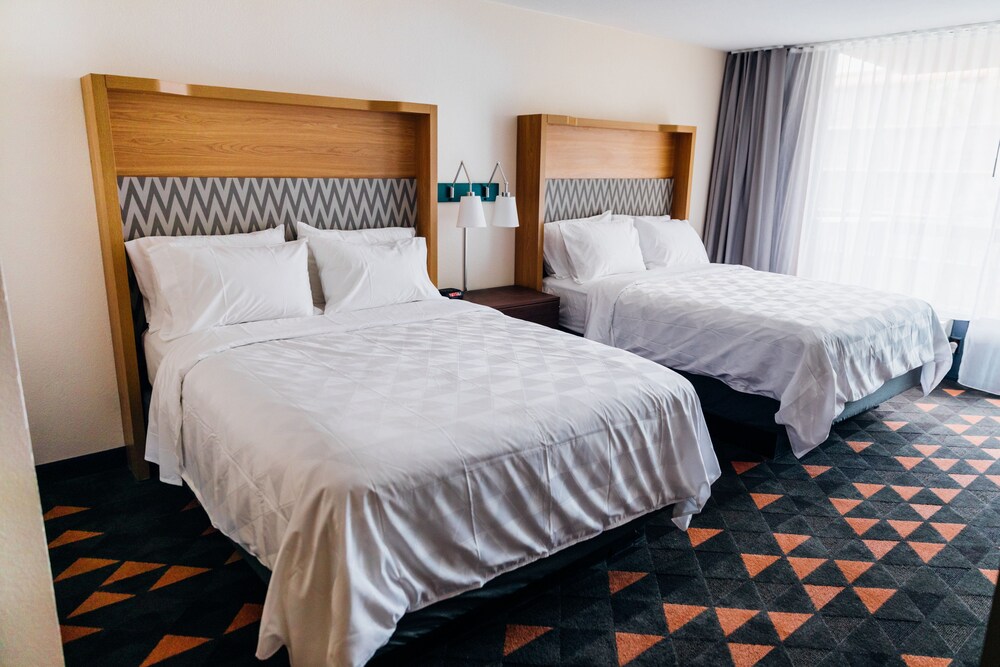 Holiday Inn Phoenix Mesa Chandler by IHG - photo 6