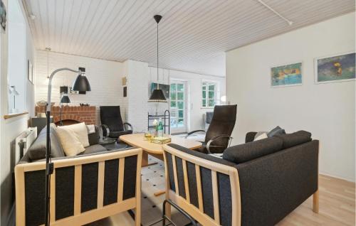 3 Bedroom Nice Home In Nexø — 4-Star Luxury Hotel in Nexo, Denmark