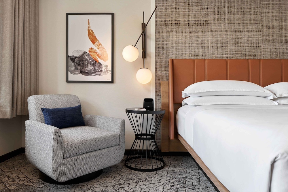 Sheraton Reston Hotel - photo 16
