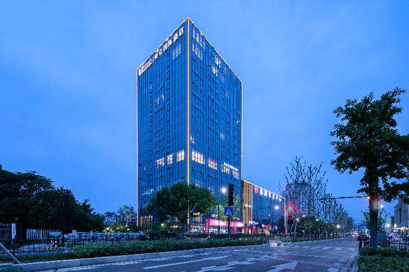 Grand Madison Hangzhou Yuedonghu — 4-Star Luxury Hotel in Hangzhou, People's Republic of China