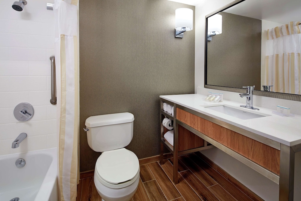 Hilton Garden Inn Portland Lake Oswego - photo 11
