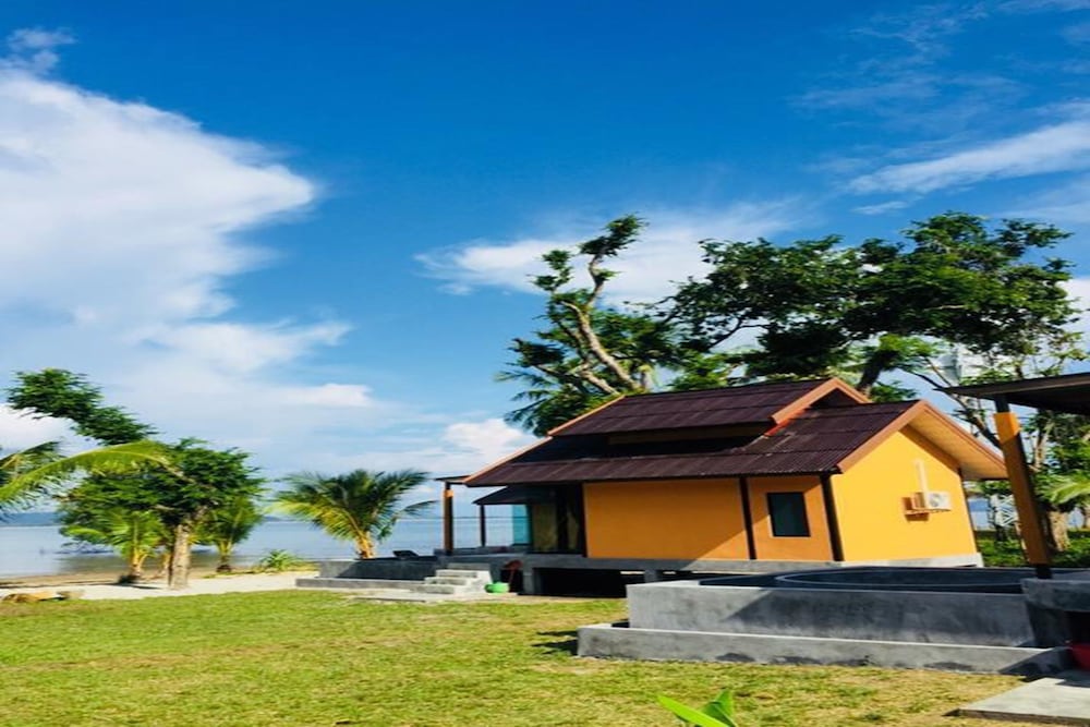 Mook Tamarind Resort in Trang, Thailand