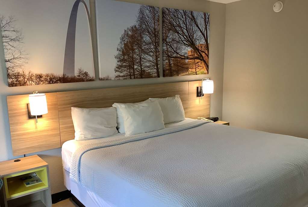 Days Inn by Wyndham Kingdom City - photo 29