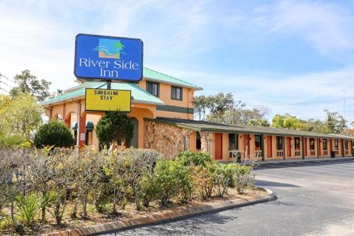 River Side Inn - photo 6