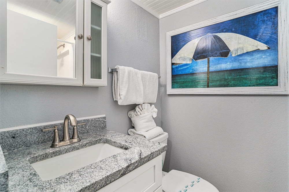 1206 Waters Edge Resort 1 Bedroom Condo by RedAwning - photo 13
