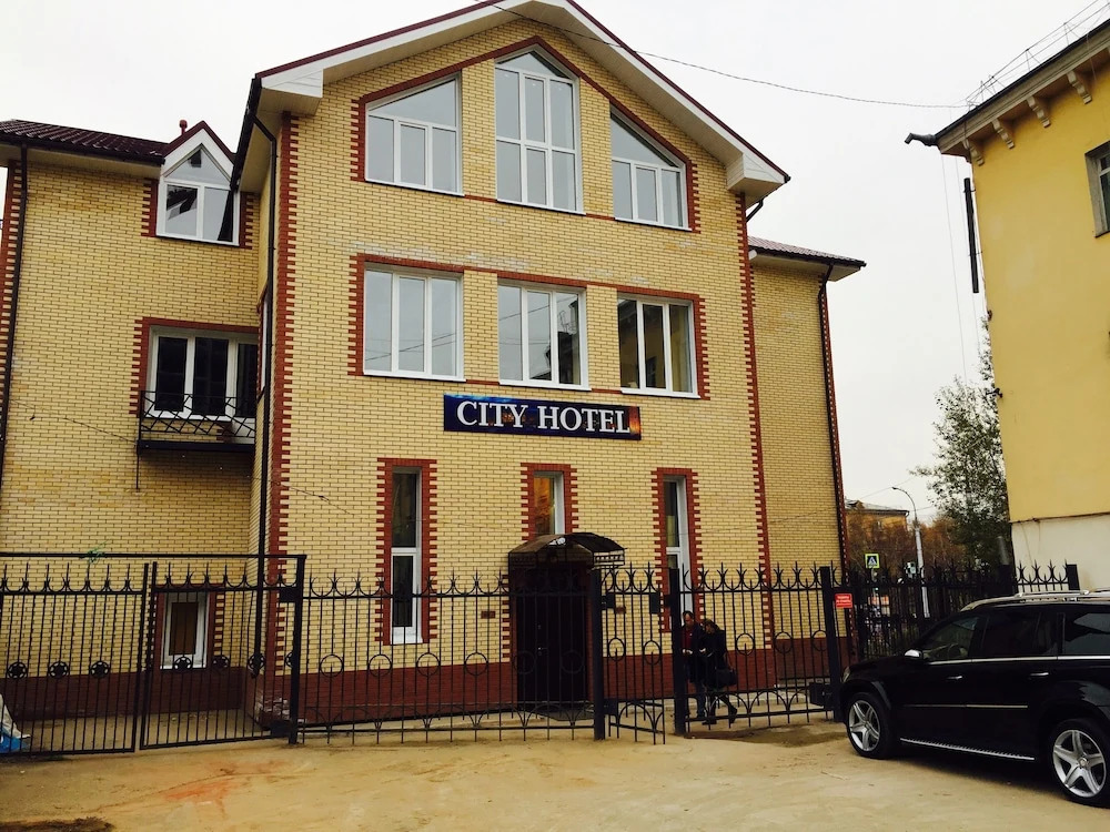 City Hotel — Irkutsk