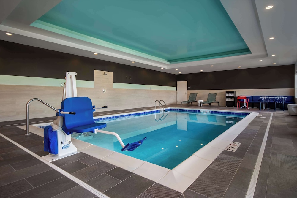 Tru by Hilton Merrillville - photo 25