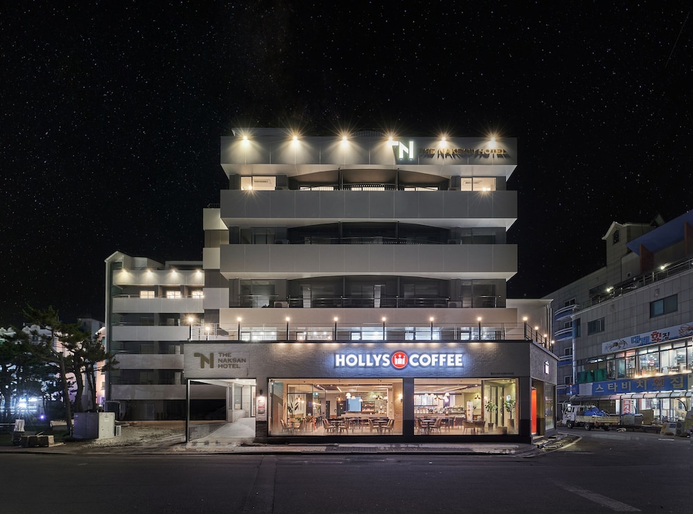 Hotel the Naksan in Sokcho, South Korea