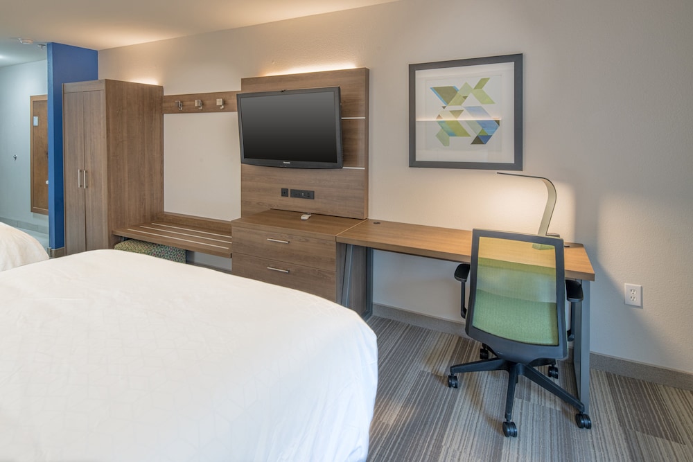 Holiday Inn Express & Suites N Waco Area West by IHG - photo 19