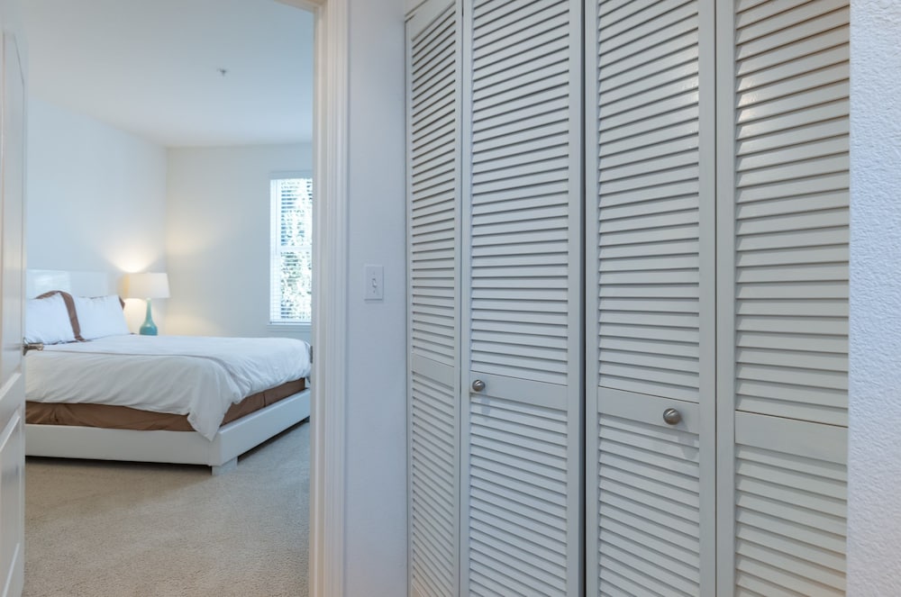 Bluebird Suites in North San Jose - photo 7