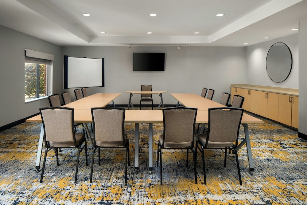 TownePlace Suites by Marriott Florence - photo 27